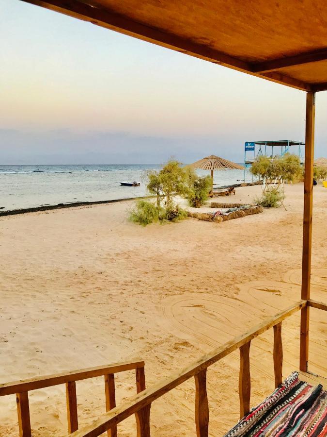 Half Moon Camp Hotel ตาบา ภายนอก รูปภาพ